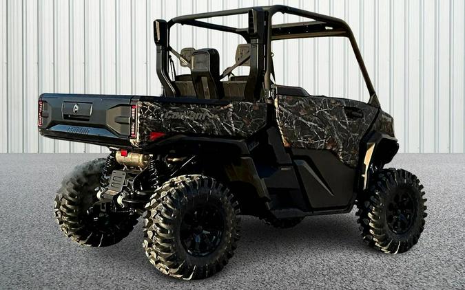 2026 Can-Am SSV DEF XMR 65 HD11 CA 26 X mr with Half Doors HD11