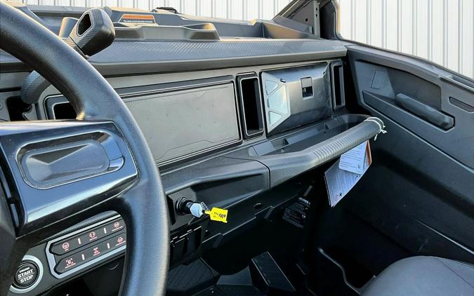 2026 Can-Am SSV DEF XMR 65 HD11 CA 26 X mr with Half Doors HD11