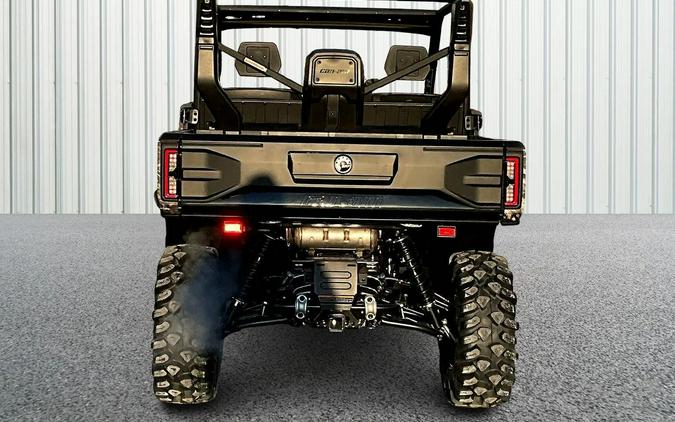 2026 Can-Am SSV DEF XMR 65 HD11 CA 26 X mr with Half Doors HD11