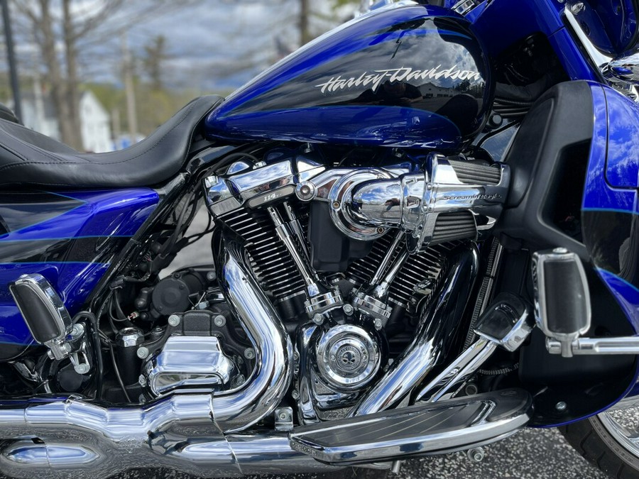 FLHXSE 2017 CVO Street Glide