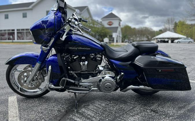 FLHXSE 2017 CVO Street Glide