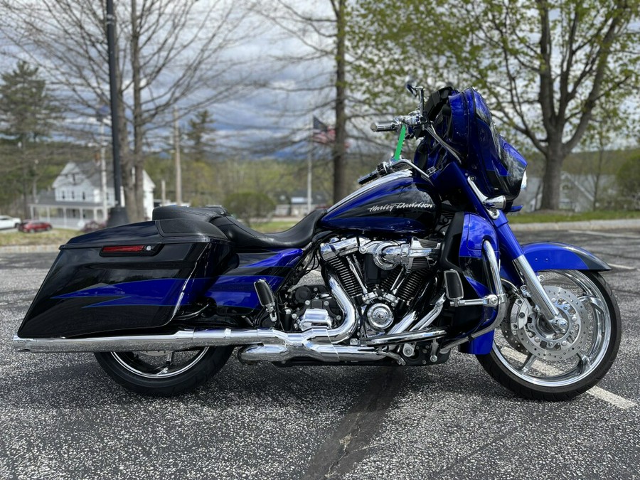 FLHXSE 2017 CVO Street Glide