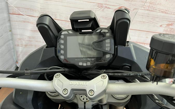 2022 Ducati MULTISTRADA V2