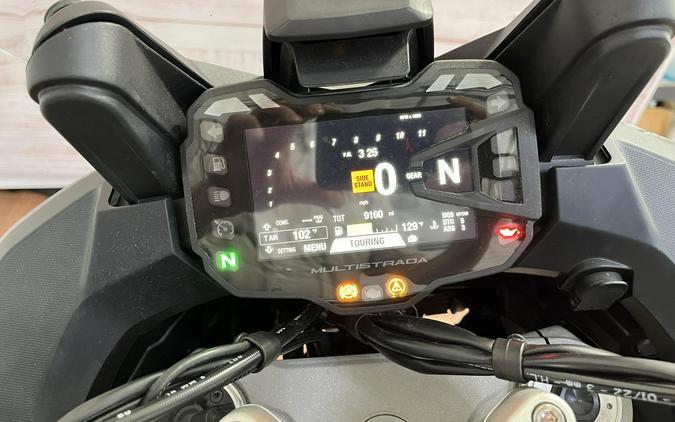 2022 Ducati MULTISTRADA V2