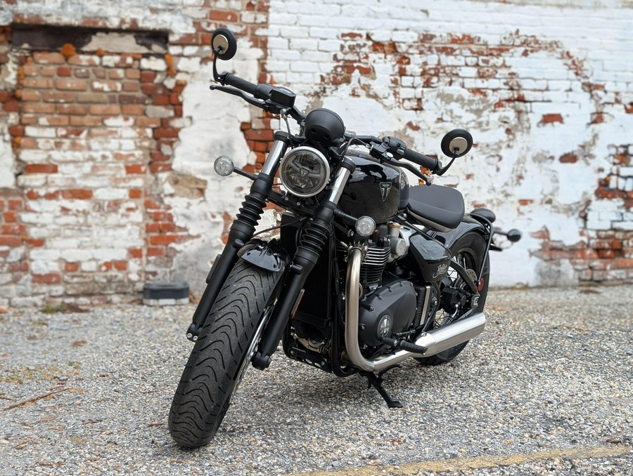 2026 Triumph BONNEVILLE BOBBER