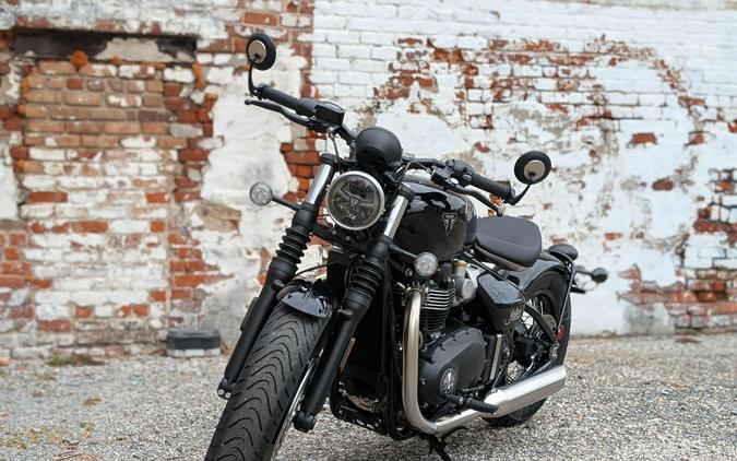 2026 Triumph BONNEVILLE BOBBER