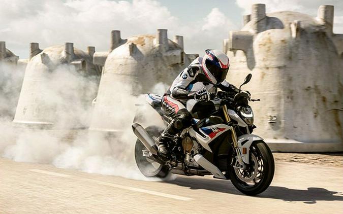 2022 BMW S 1000 R