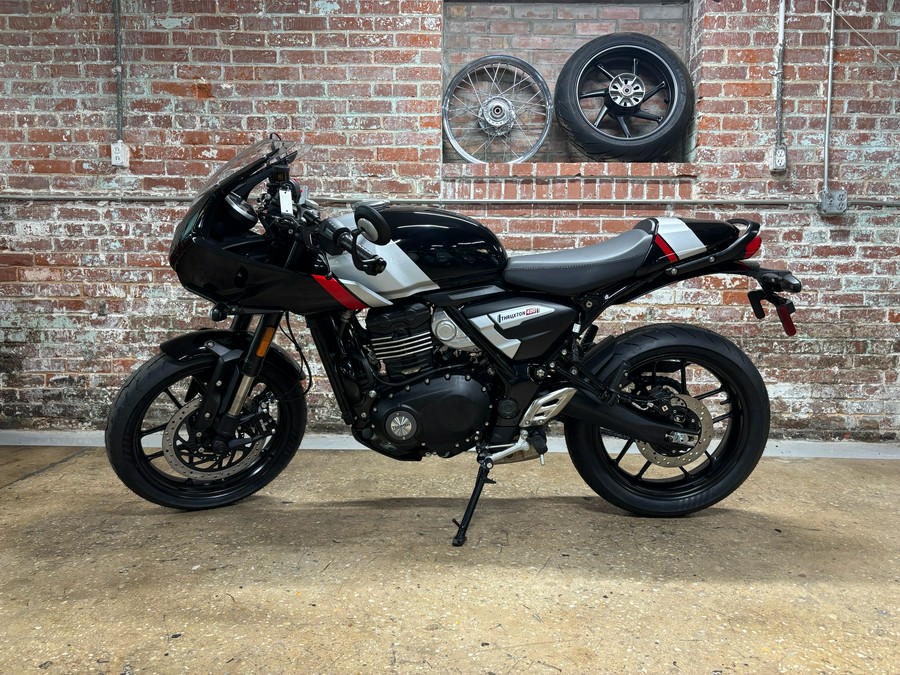 2026 Triumph Thruxton 400