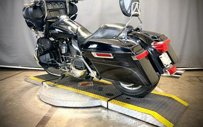 2015 Harley-Davidson Electra Glide® Ultra Classic® Low