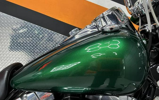 2016 Harley-Davidson® FLD - Dyna® Switchback Custom