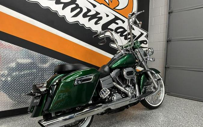 2016 Harley-Davidson® FLD - Dyna® Switchback Custom