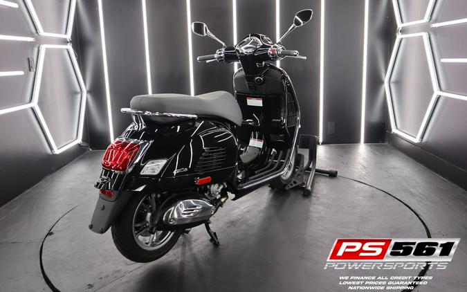 2023 Vespa GTS 300