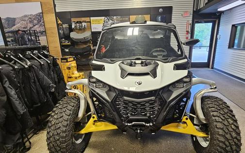 2024 Can-Am® Maverick R 999T DCT