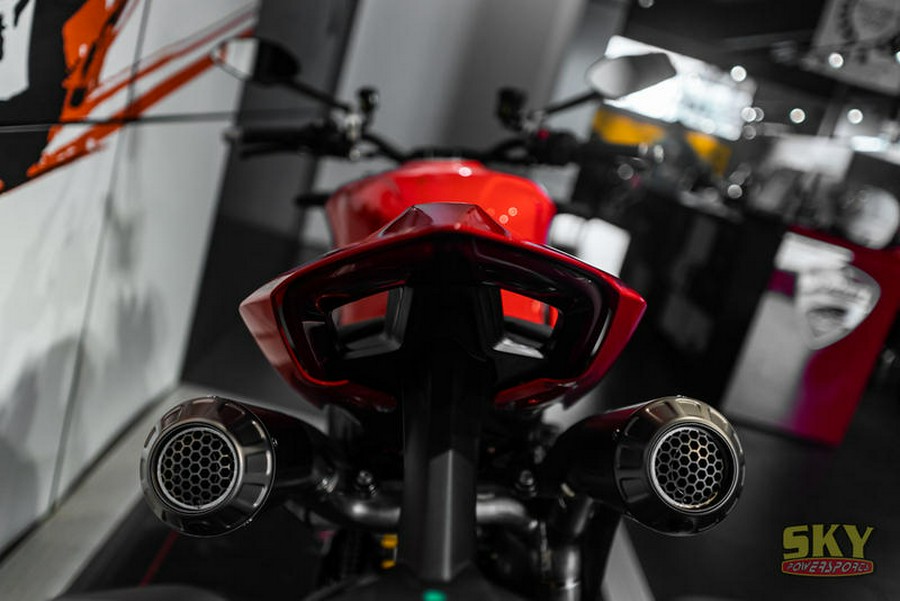 2024 Ducati Streetfighter V4 S Red