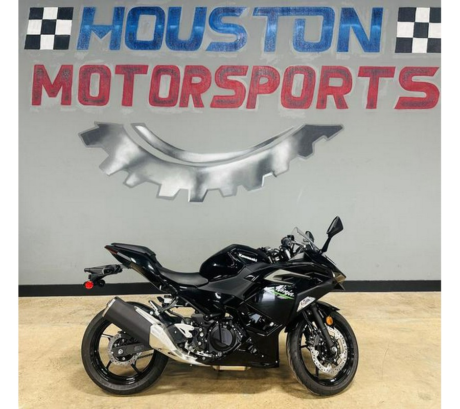 2024 Kawasaki Ninja® 500