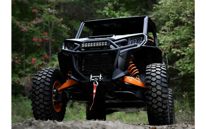 2024 Can-Am Commander XT-P 1000R Tan & Black