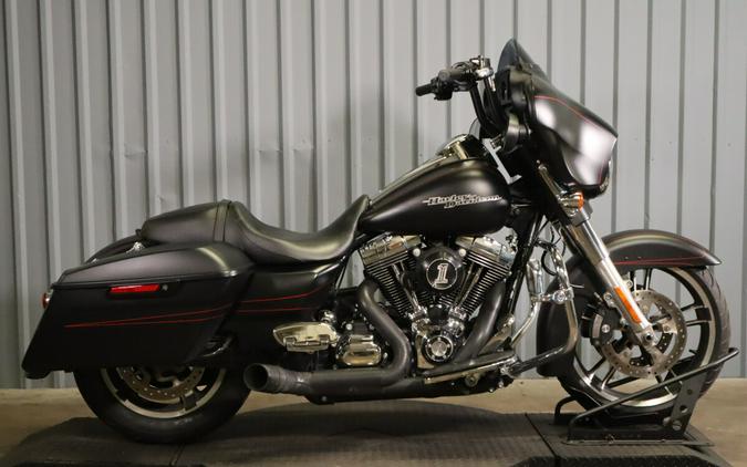 2016 Harley-Davidson Street Glide Special FLHXS