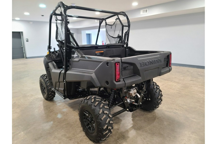 2026 Honda Pioneer 700 Deluxe