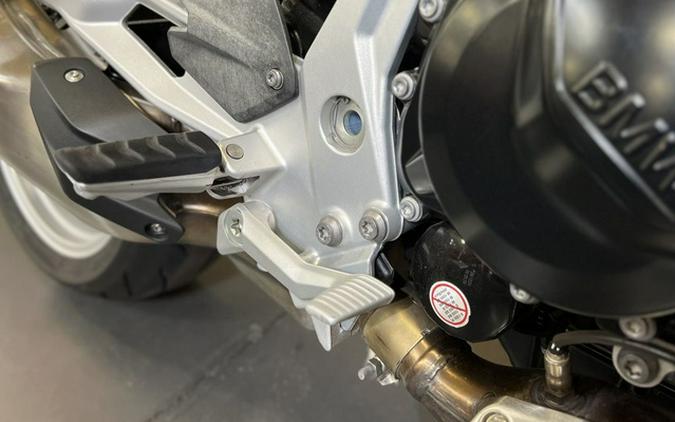 2020 BMW F 900 R Black Storm Metallic