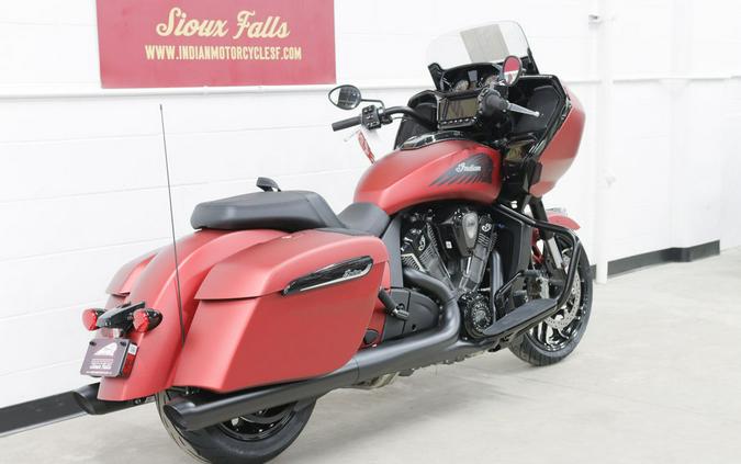 2024 Indian Motorcycle® Challenger® Dark Horse® w/PowerBand Audio Pkg Sunset Red Smoke