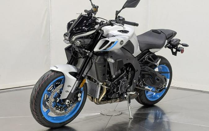 2025 Yamaha MT 10