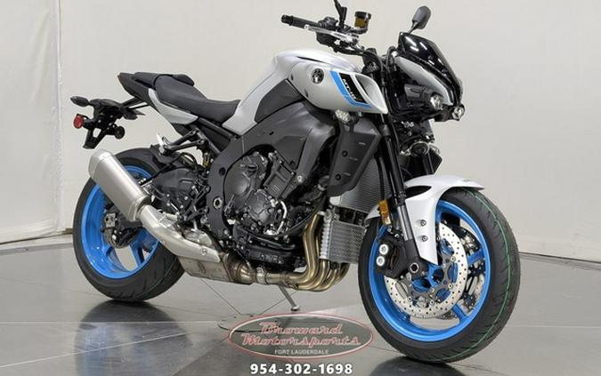 2025 Yamaha MT 10