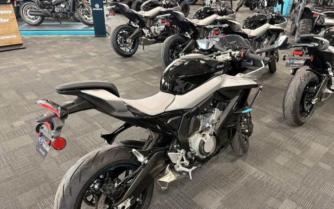 2026 CFMOTO 675SS