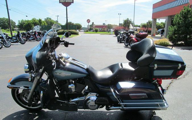 2012 Harley-Davidson Touring FLHTCU - Electra Glide Ultra Classic