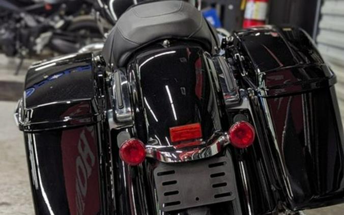 2022 Harley-Davidson Street Glide® Base