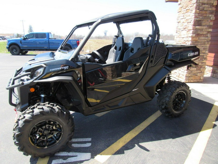 2024 Can-Am® Commander XT 700