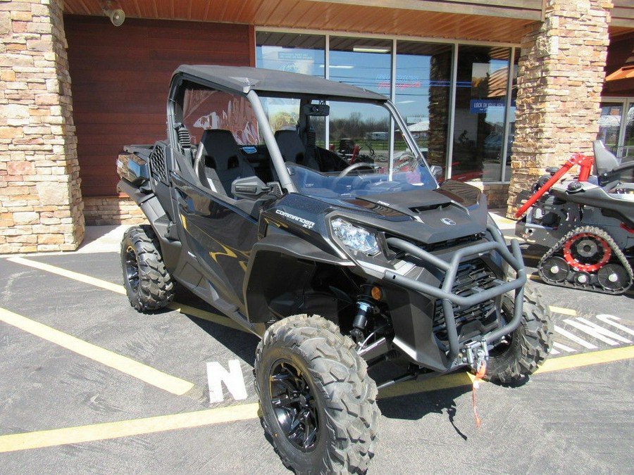 2024 Can-Am® Commander XT 700