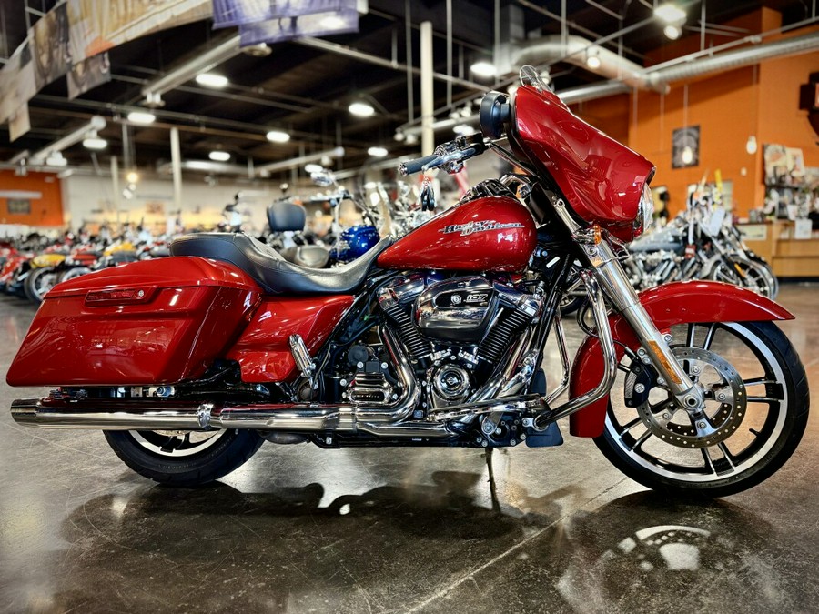 2019 Harley-Davidson® Street Glide® Wicked Red