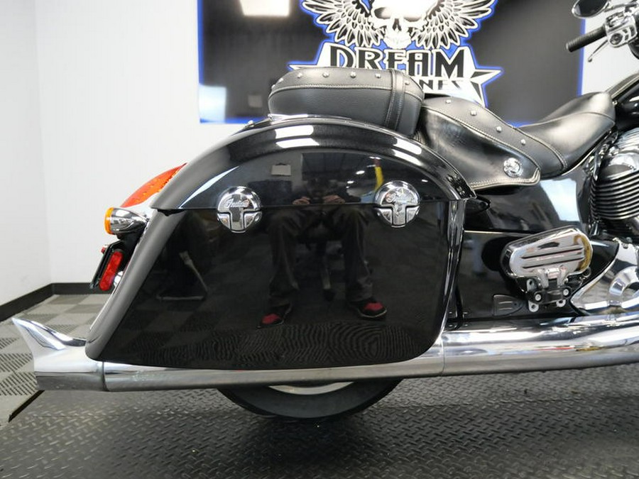 2017 Indian Motorcycle® Chieftain® Thunder Black Pearl
