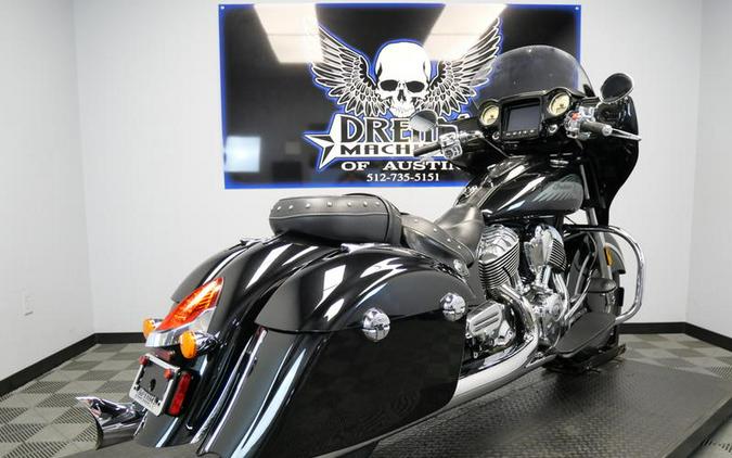 2017 Indian Motorcycle® Chieftain® Thunder Black Pearl