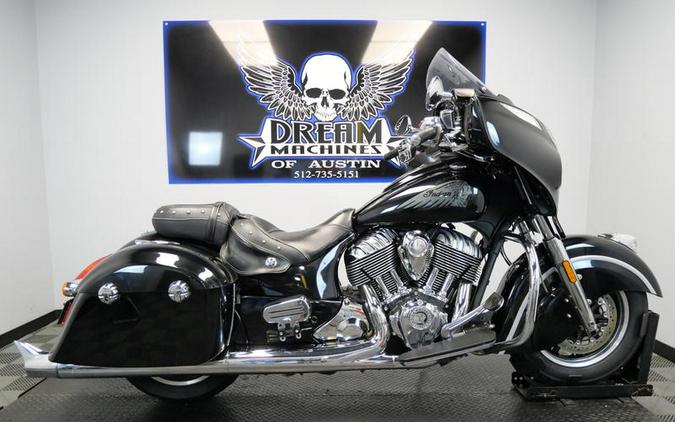 2017 Indian Motorcycle® Chieftain® Thunder Black Pearl