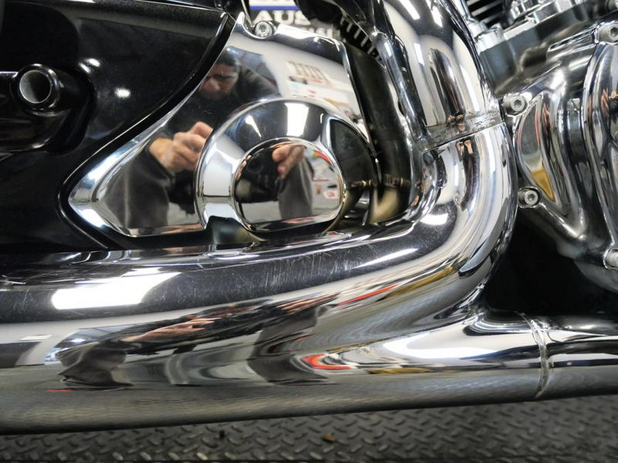 2017 Indian Motorcycle® Chieftain® Thunder Black Pearl