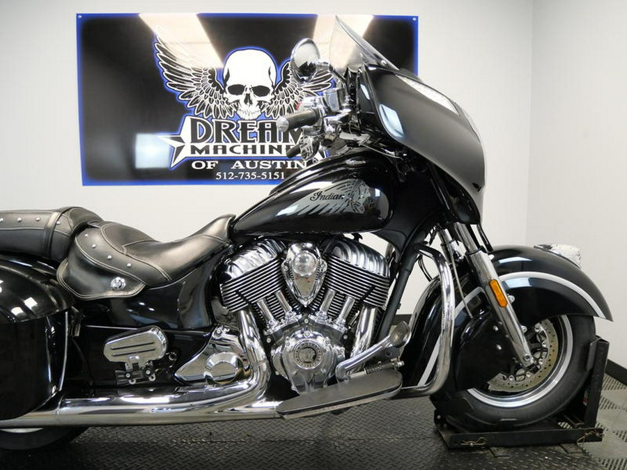 2017 Indian Motorcycle® Chieftain® Thunder Black Pearl