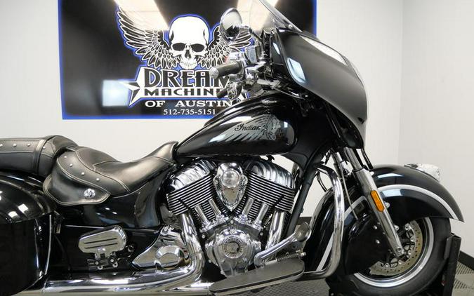 2017 Indian Motorcycle® Chieftain® Thunder Black Pearl
