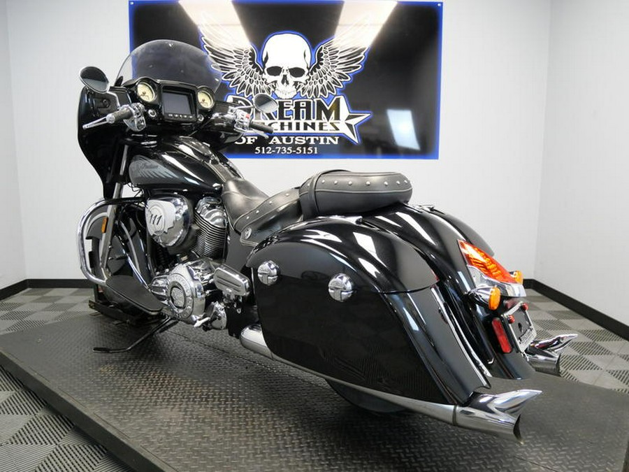 2017 Indian Motorcycle® Chieftain® Thunder Black Pearl