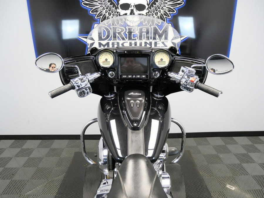 2017 Indian Motorcycle® Chieftain® Thunder Black Pearl