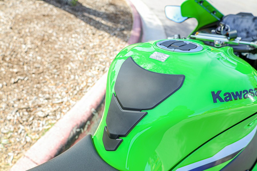 2026 KAWASAKI NINJA ZX-10R