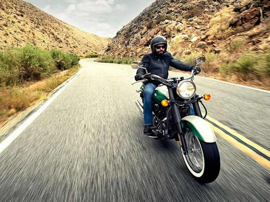2022 Kawasaki Vulcan 900 Classic