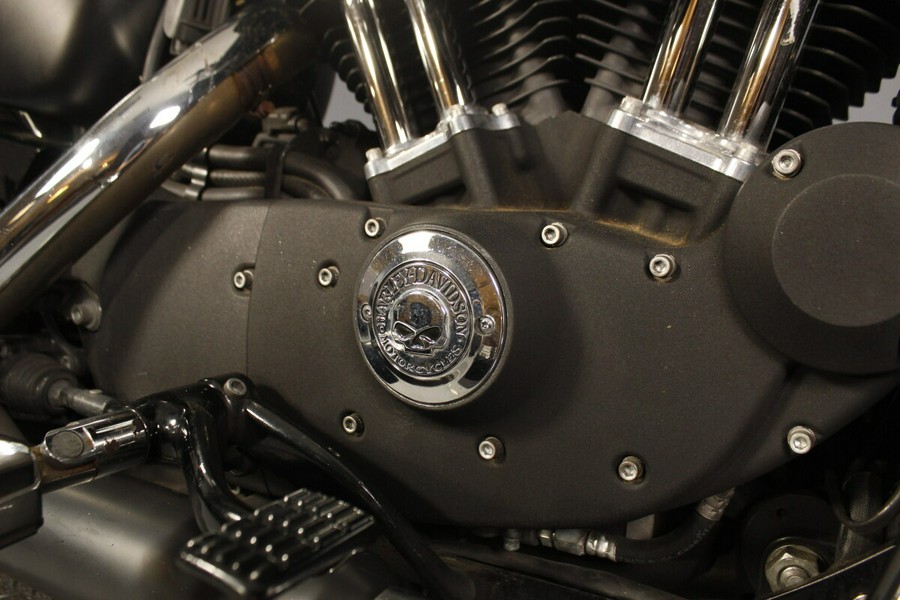 2015 Harley-Davidson Iron 883