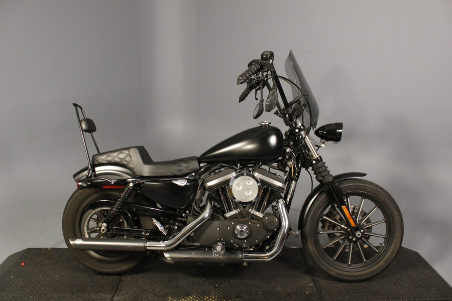 2015 Harley-Davidson Iron 883