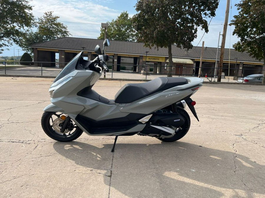 2025 Honda PCX ABS