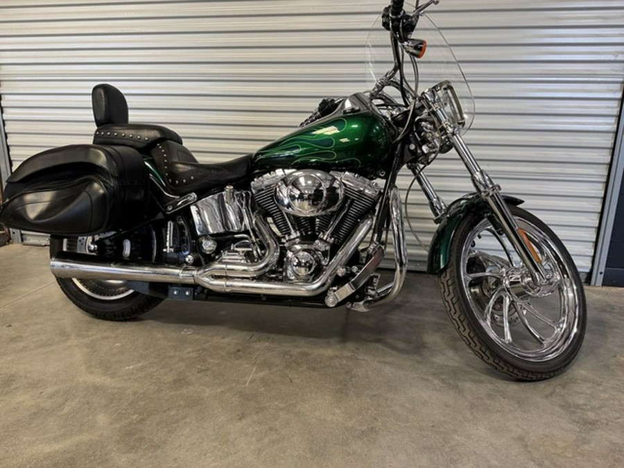 2004 Harley-Davidson Softail FXSTD - Deuce