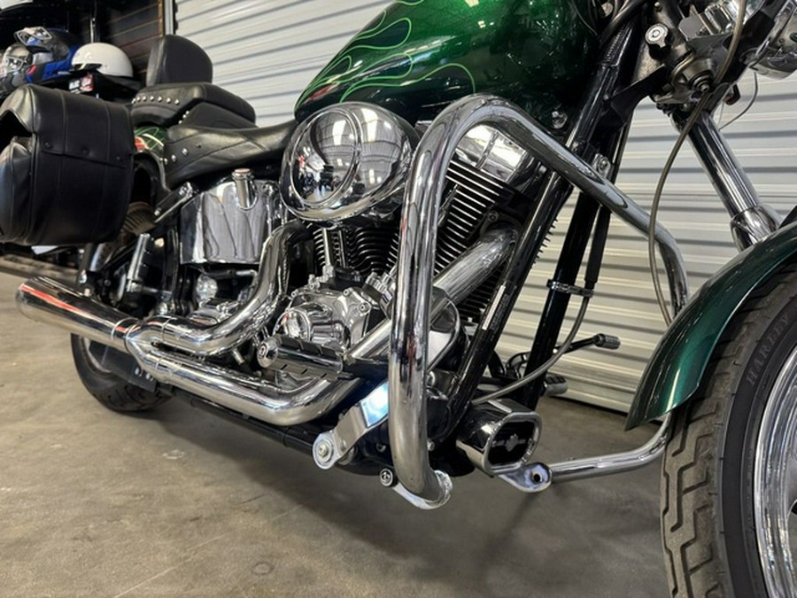 2004 Harley-Davidson Softail FXSTD - Deuce