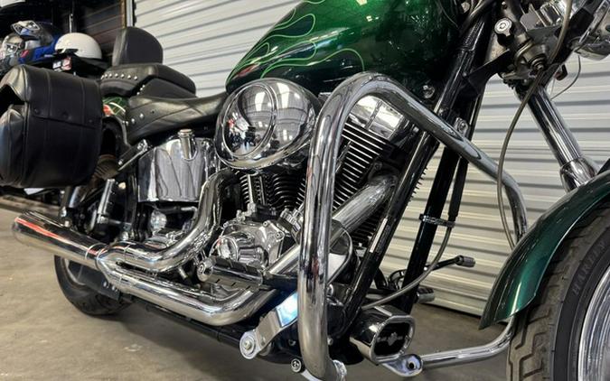 2004 Harley-Davidson Softail FXSTD - Deuce