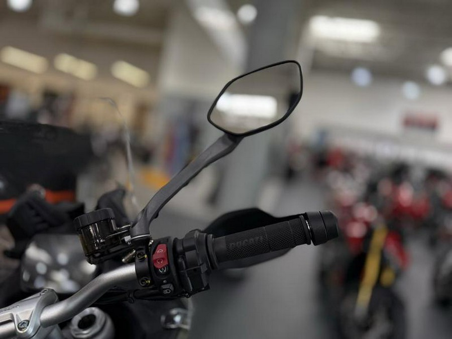 2025 Ducati Multistrada V2 S Storm Green