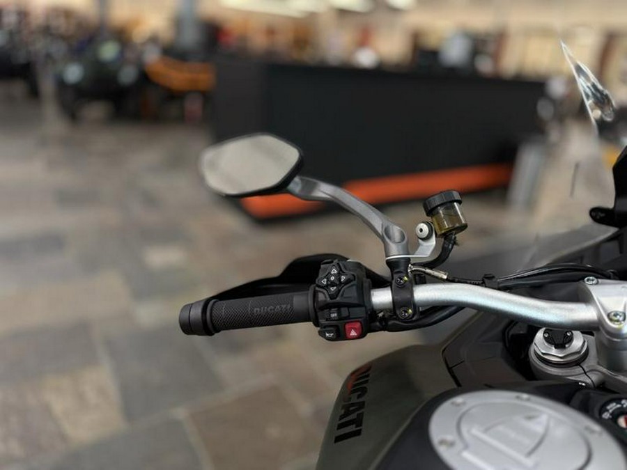 2025 Ducati Multistrada V2 S Storm Green